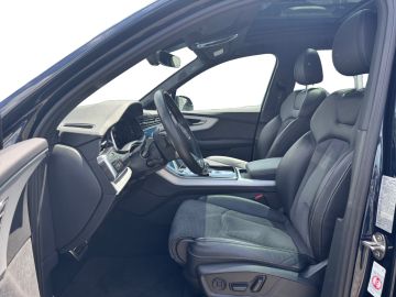 Audi Q7 - 7