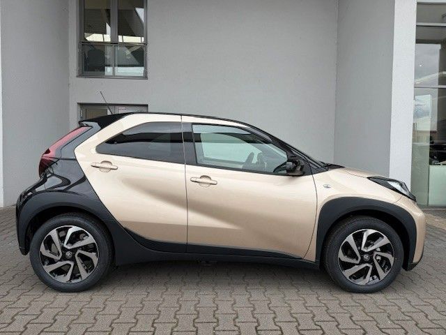 Fahrzeugabbildung Toyota Aygo X Teamplayer 1.0l 72PS Automatik/Kamera!