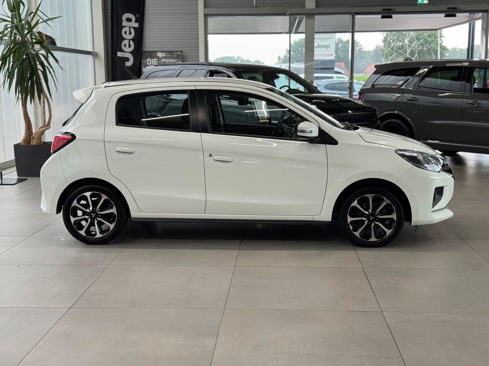 Fahrzeugabbildung Mitsubishi Space Star Algarve Limitiert KeylessGO Allwetter