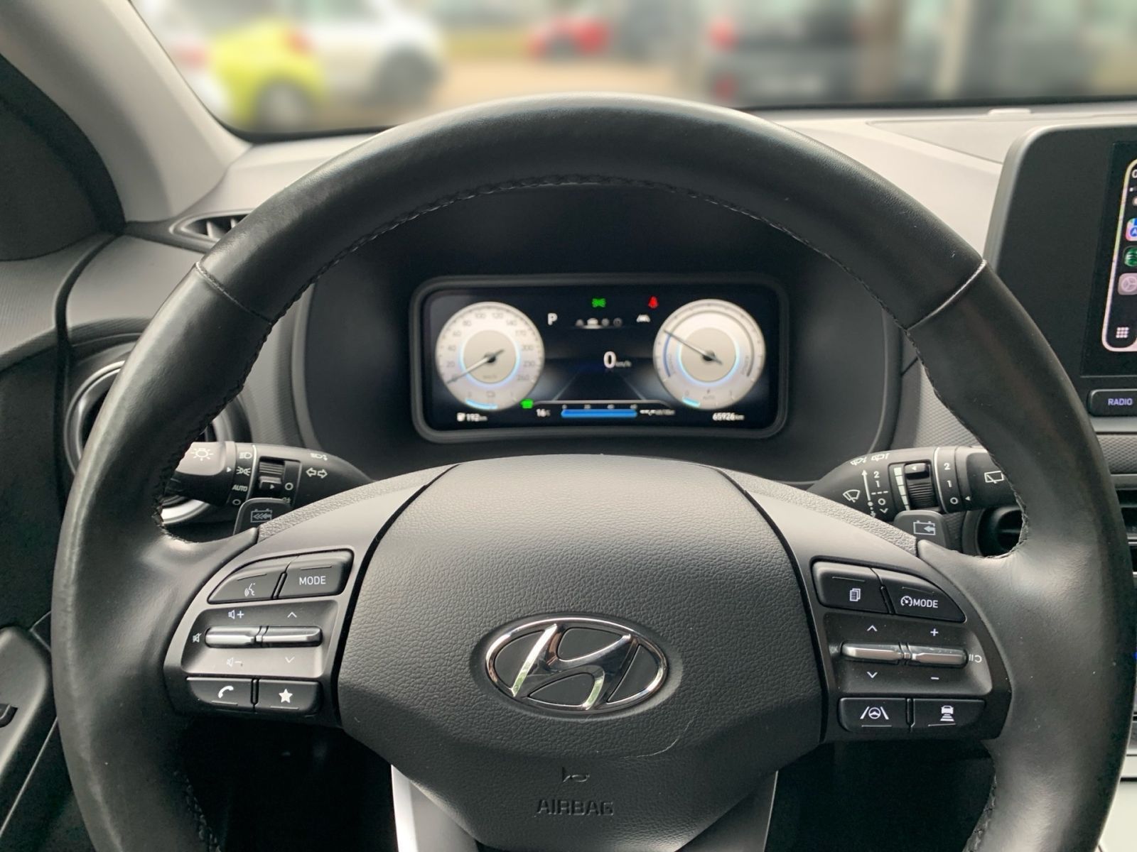 Fahrzeugabbildung Hyundai KONA Select Elektro 11 kW OBC Sitzheizung