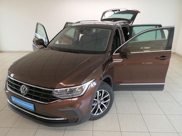 Tiguan 1.5 TSI DSG Life Bluetooth Navi LED Klima