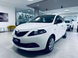 Lancia Ypsilon 1.0 firefly hybrid Silver - Lancia aus 2023