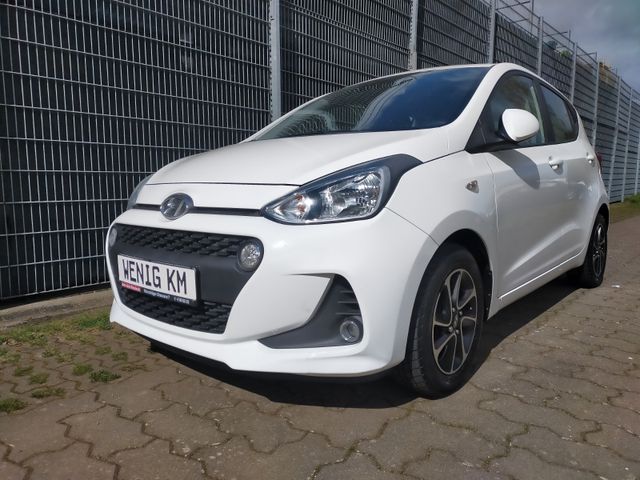 Hyundai i10 YES! 1.Hand nur 63000km