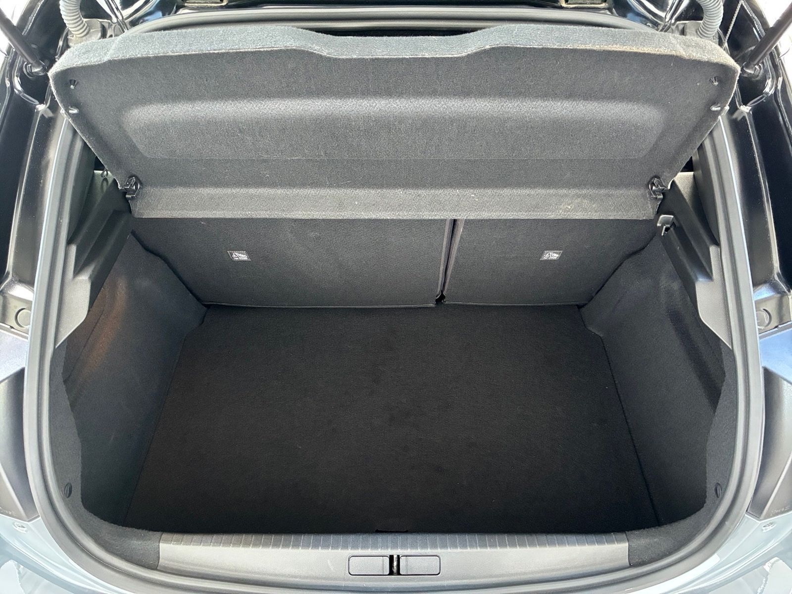Fahrzeugabbildung Opel Corsa F 1.2 Turbo GS Kamera,LED,Navi,PDC,SHZ,LM