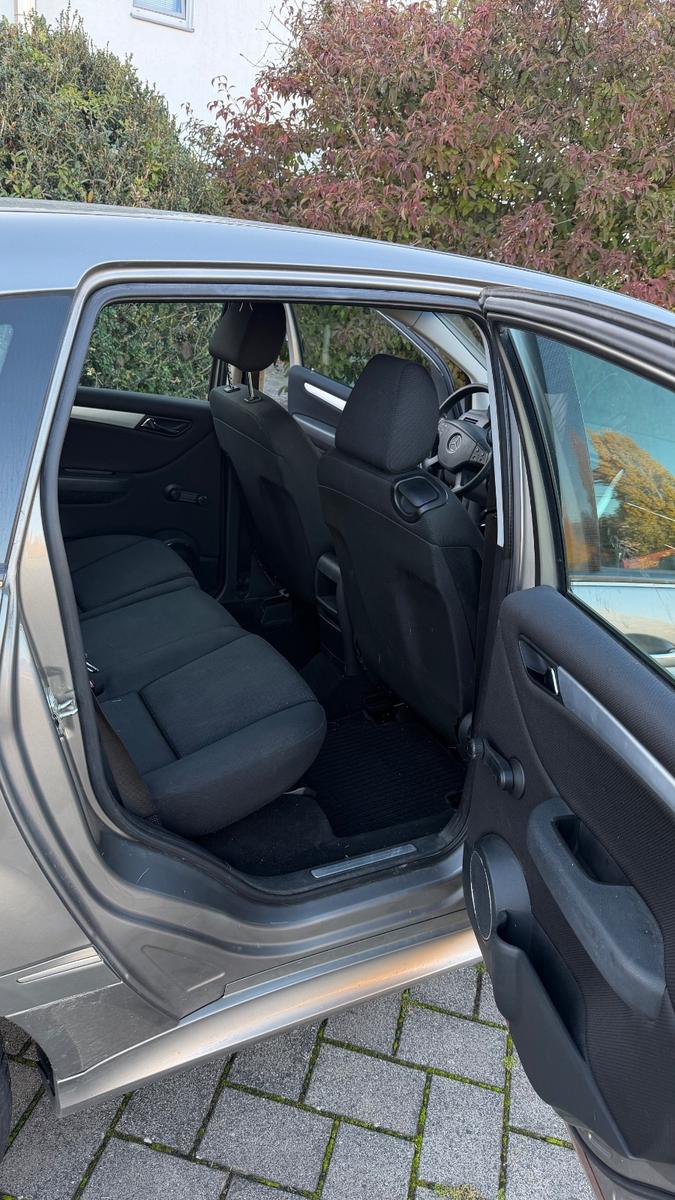 Mercedes-Benz B170 2005 — photo 8