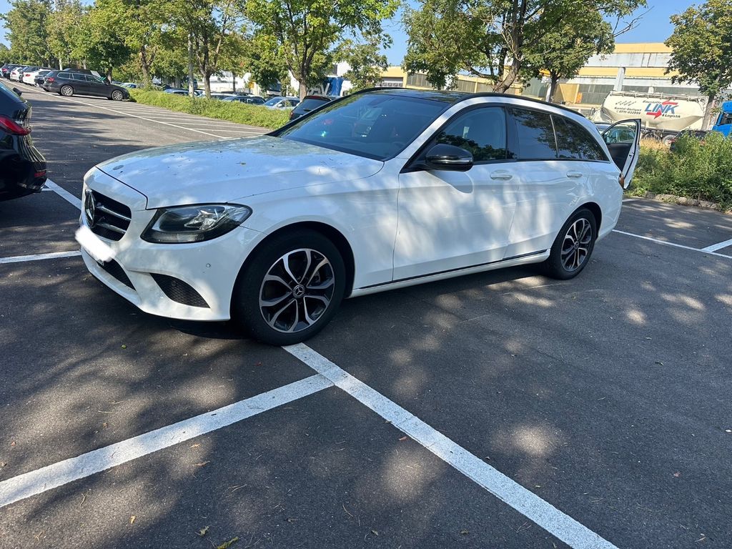 Image of Mercedes-Benz C 200