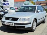 Volkswagen Passat Variant 1.9 TDI Automatik Highline 1.Hand - Volkswagen Passat Variant aus 2000