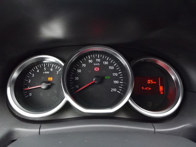Duster Black Shadow 4x2*Klima*SHZ*Kam*Allwetter*