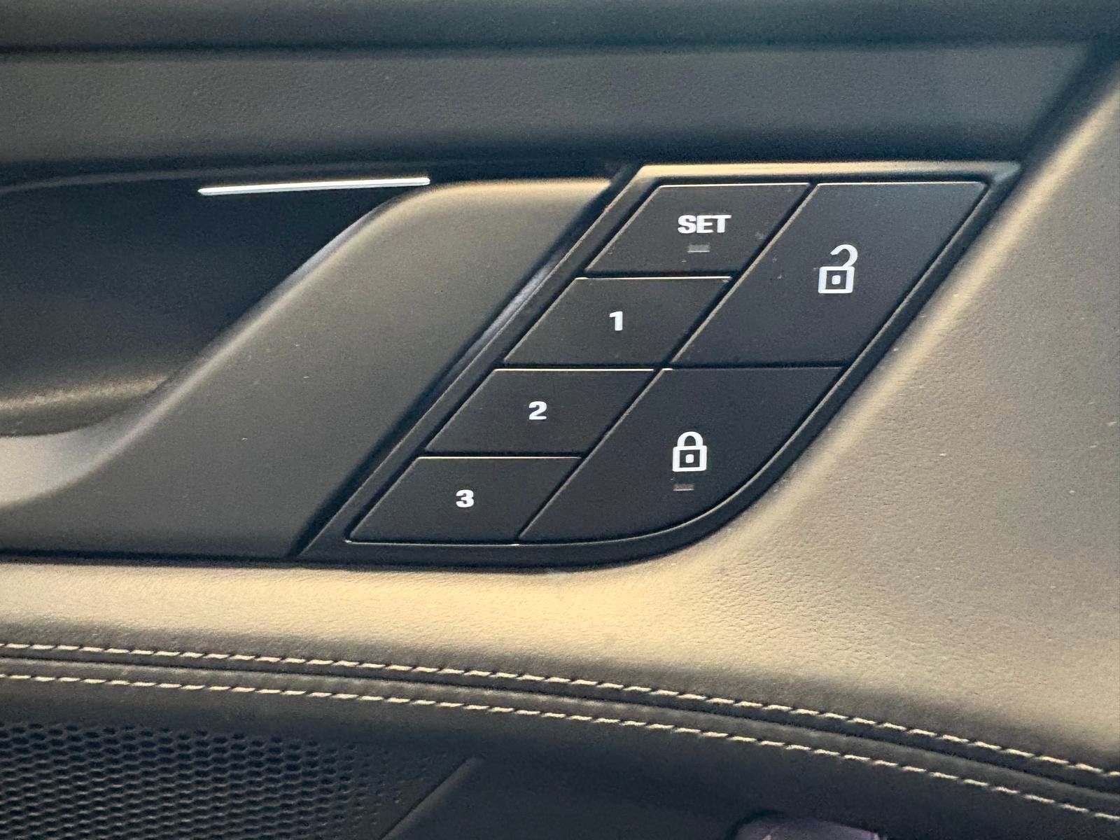 Fahrzeugabbildung Porsche Taycan Sport Turismo/Sportchrono/Bose/Pano/