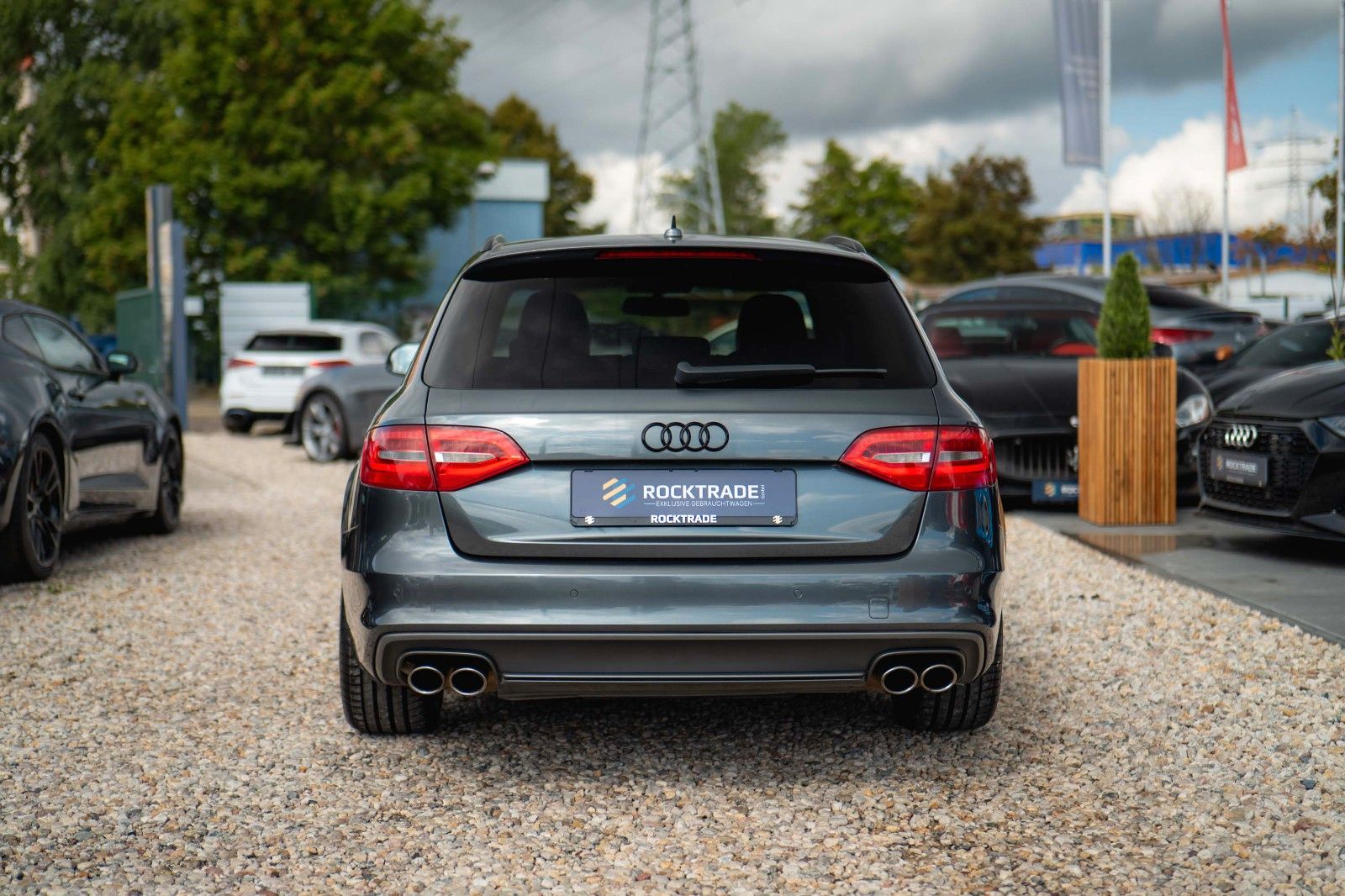 Fahrzeugabbildung Audi S4 Avant 3.0 TFSI quattro | Top Zustand | LED