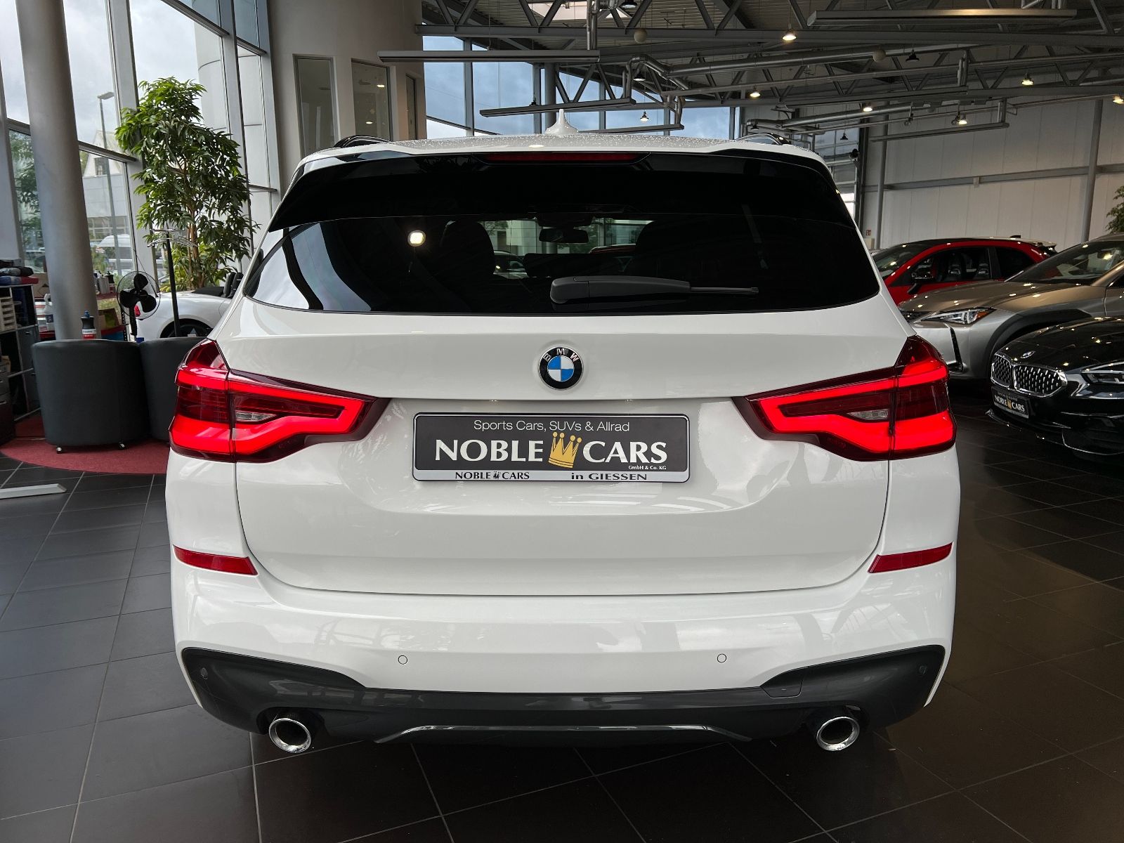 Fahrzeugabbildung BMW X3 xDrive 20 i M Sport LED NAVI