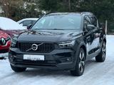 Volvo XC40 T5 R Design Recharge AHK*KEYLESS*PANO*LEDER - Volvo XC40 Gebrauchtwagen in Bremen