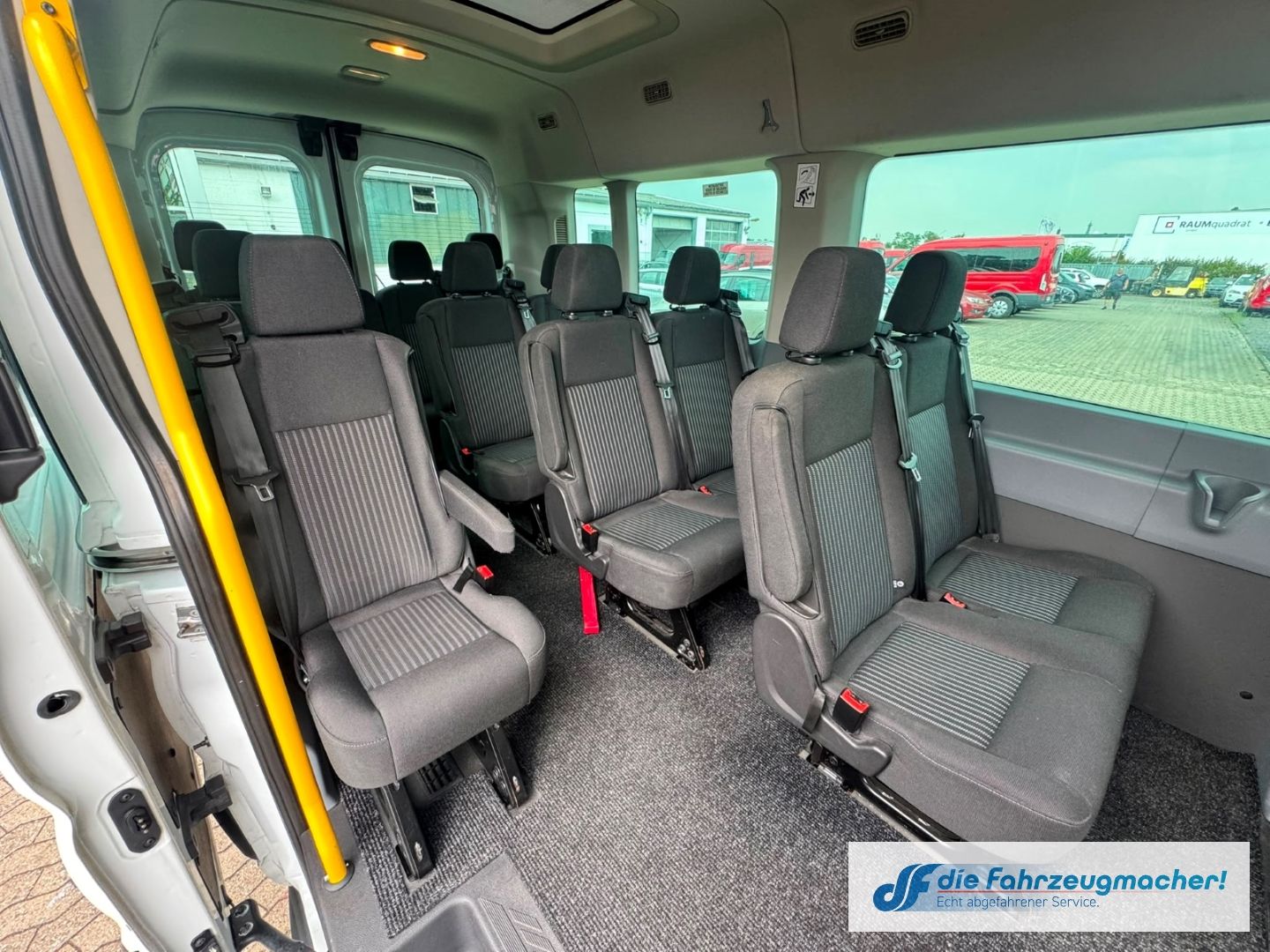 Fahrzeugabbildung Ford Transit Bus 410 L3 Trend Spurhalteass. Temp *EXP