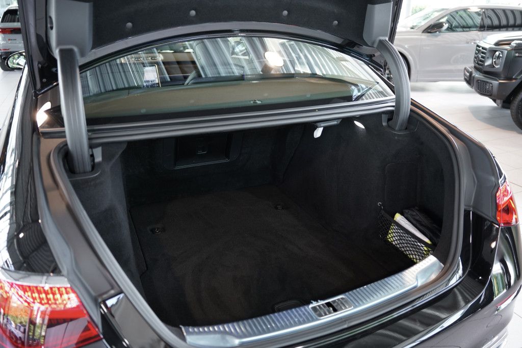 Mercedes Benz S 580