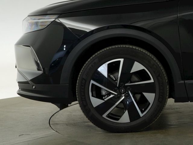 Grandland B GS HYBRID eDCT+LED MATRIX+NAVI+360 G