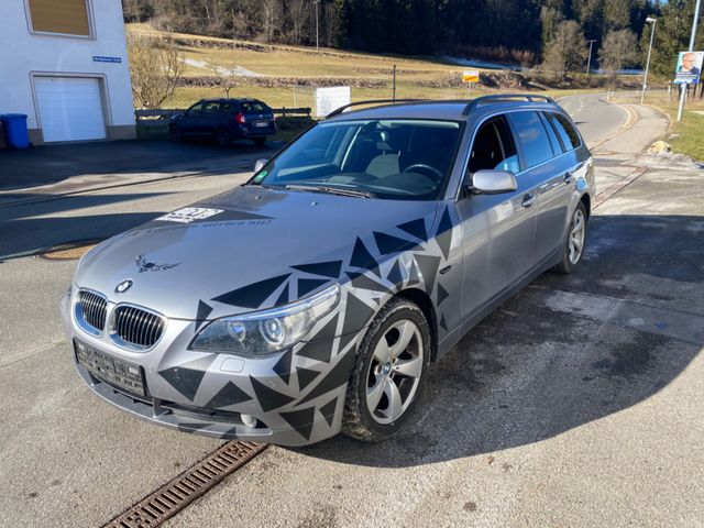 BMW 523 Baureihe 5 Touring 523i Automatik/Navi