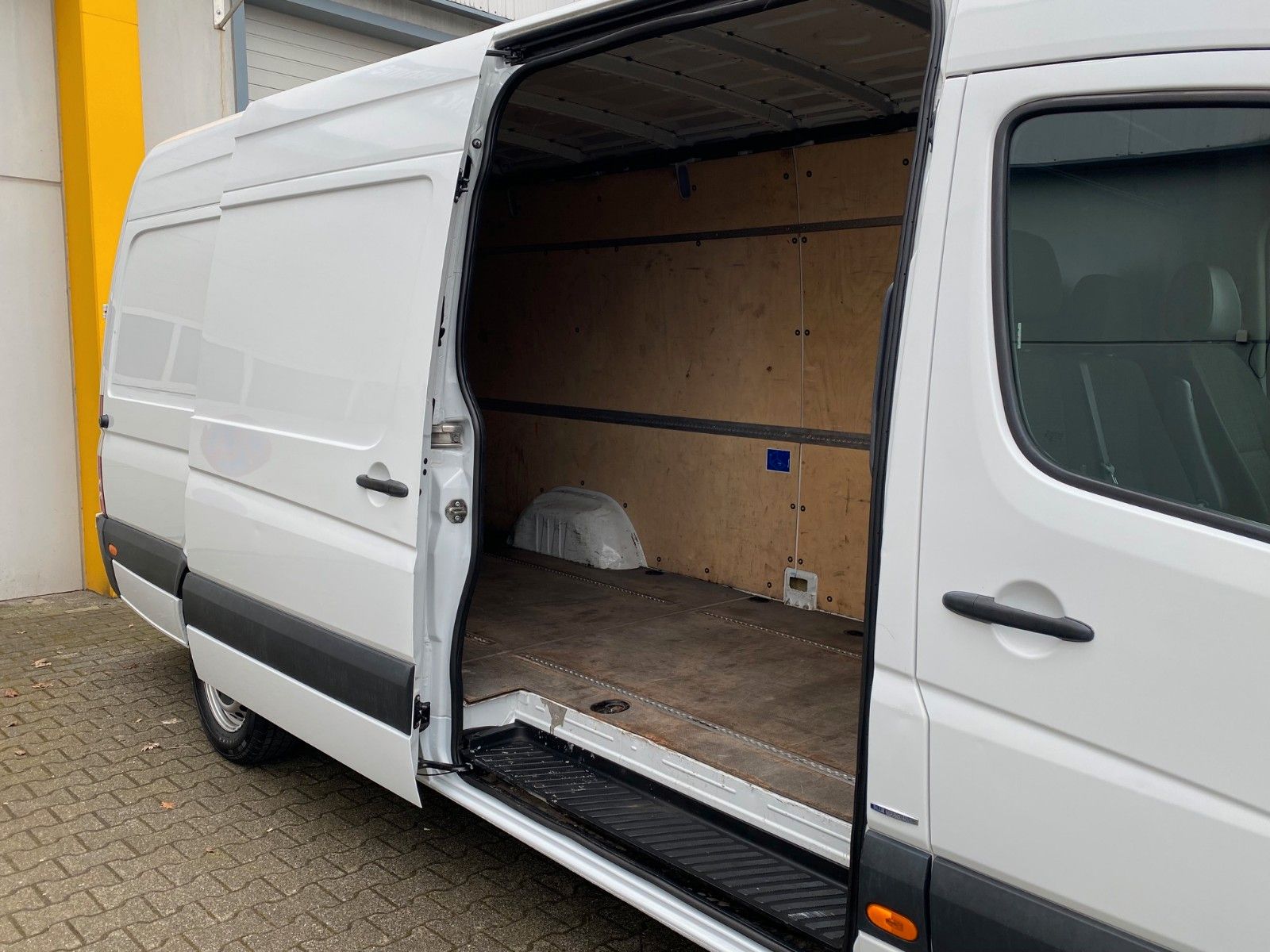 Fahrzeugabbildung Mercedes-Benz Sprinter 316 CDI+L3H2 + 3,5t +CAMPER BASIS+NAVI+