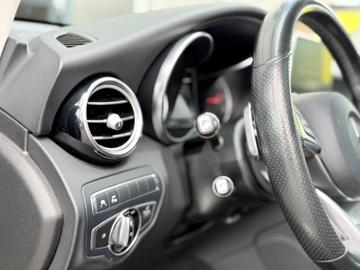 2016 Mercedes-BENZ GLC 缩略图 12