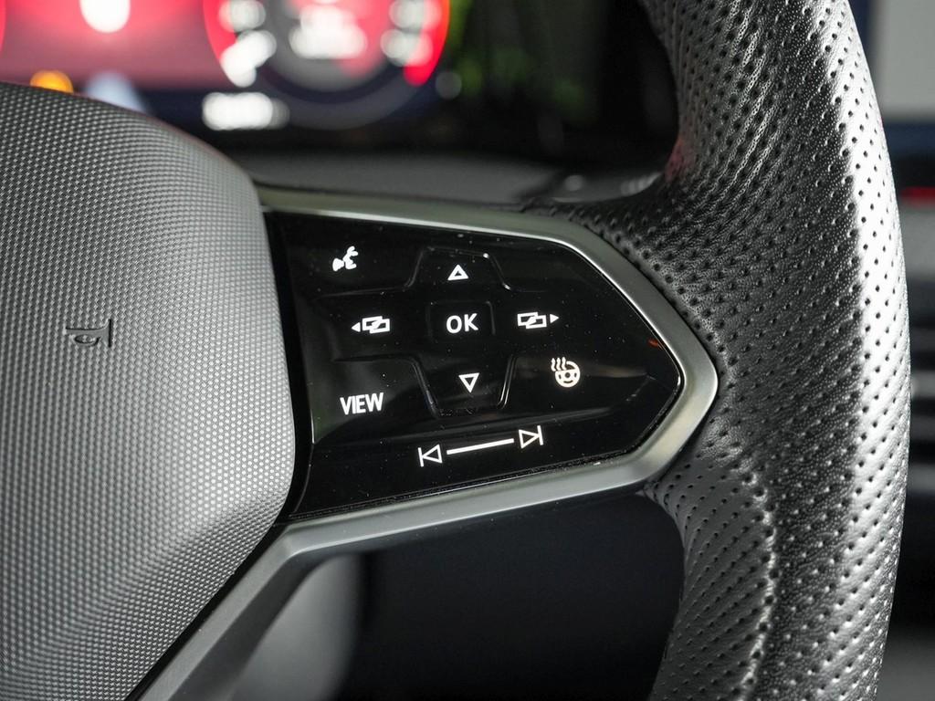Volkswagen Golf VIII 1,5 eTSI R-Line DSG,AHK,Kamera,LED,ALU, миниатюра 17