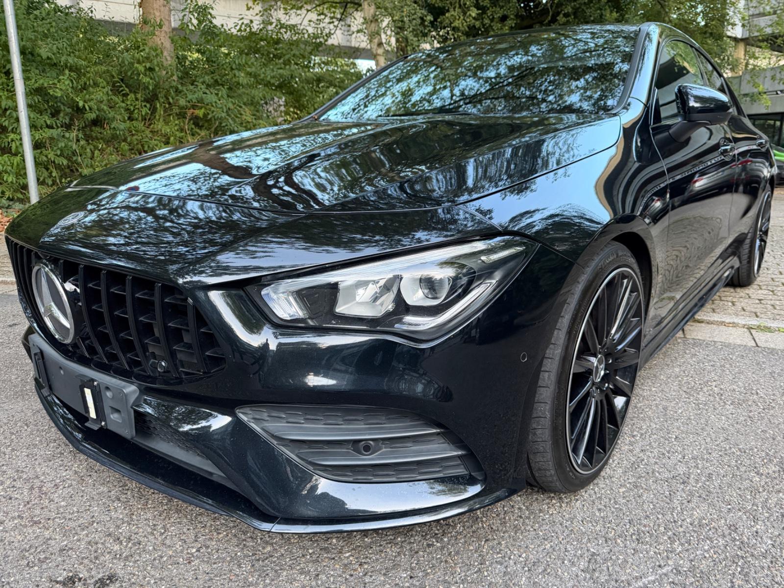 Mercedes-Benz CLA 180*AMG-Line*Automatik*LED High Performance