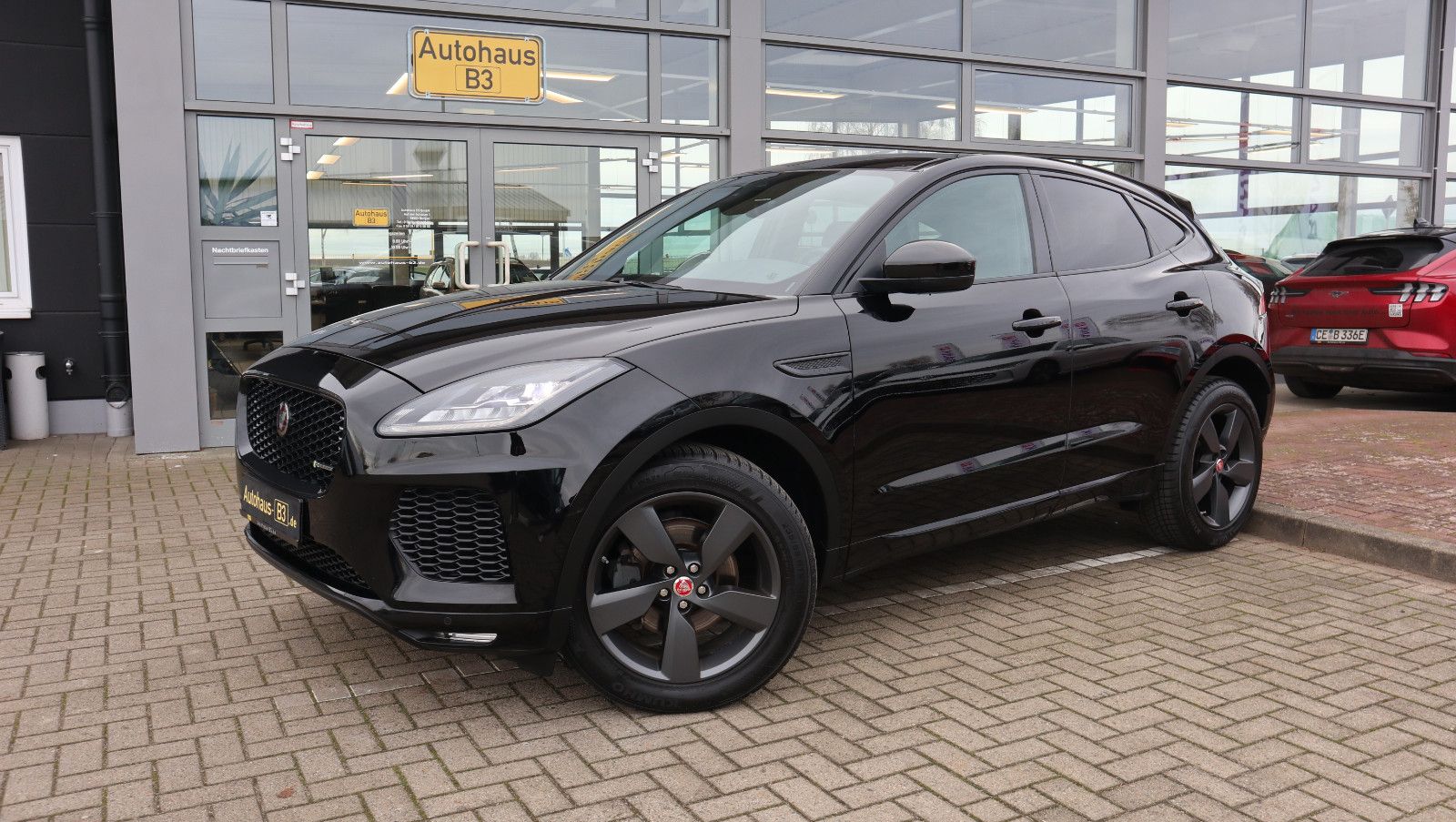 JAGUAR E-Pace