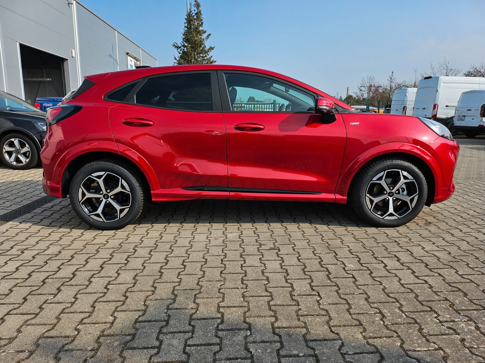 Fahrzeugabbildung Ford Puma ST-Line