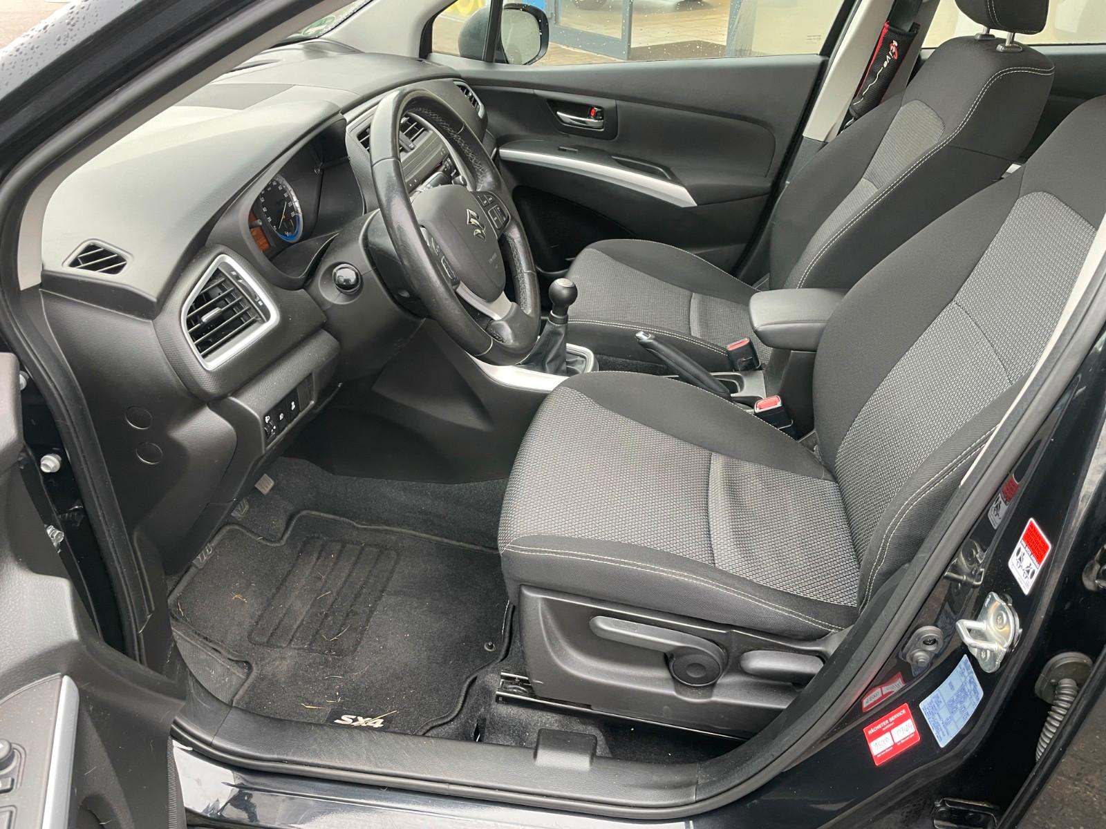 Suzuki (SX4) S-Cross *AHK + WKR*