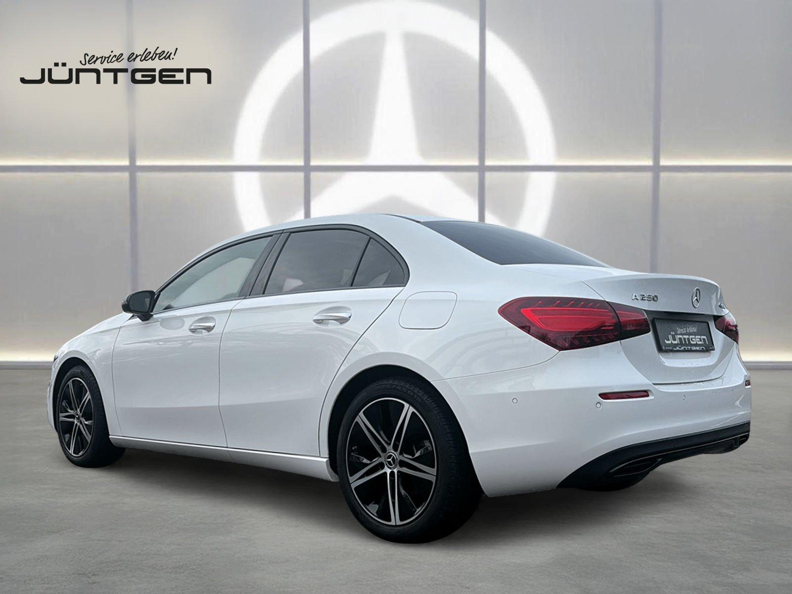 Mercedes-Benz A-Class Lim. Progressive 4M PANO RFK AHK MULTIBEAM, миниатюра 6