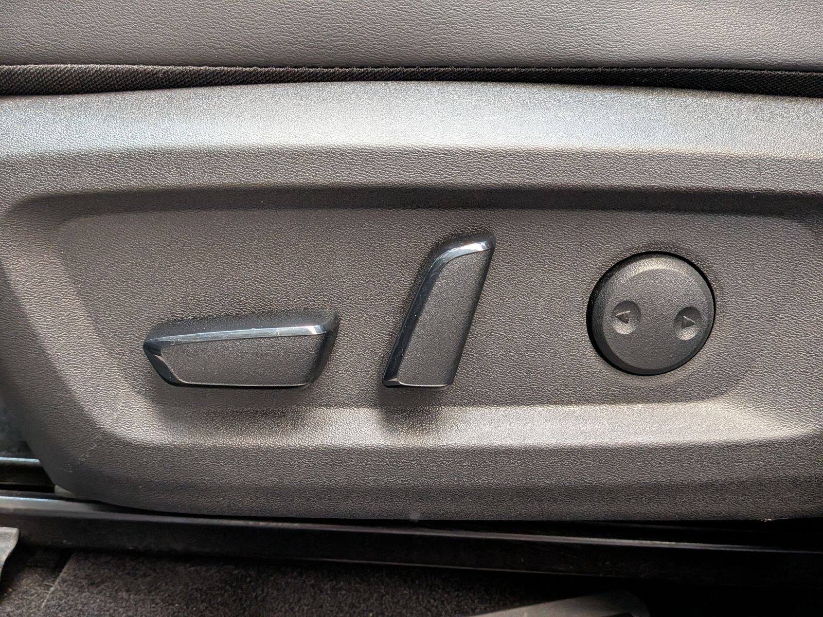 Fahrzeugabbildung Nissan X-Trail 1.5 e-Power e-4 Tekna Bose HUD LED+ 20"