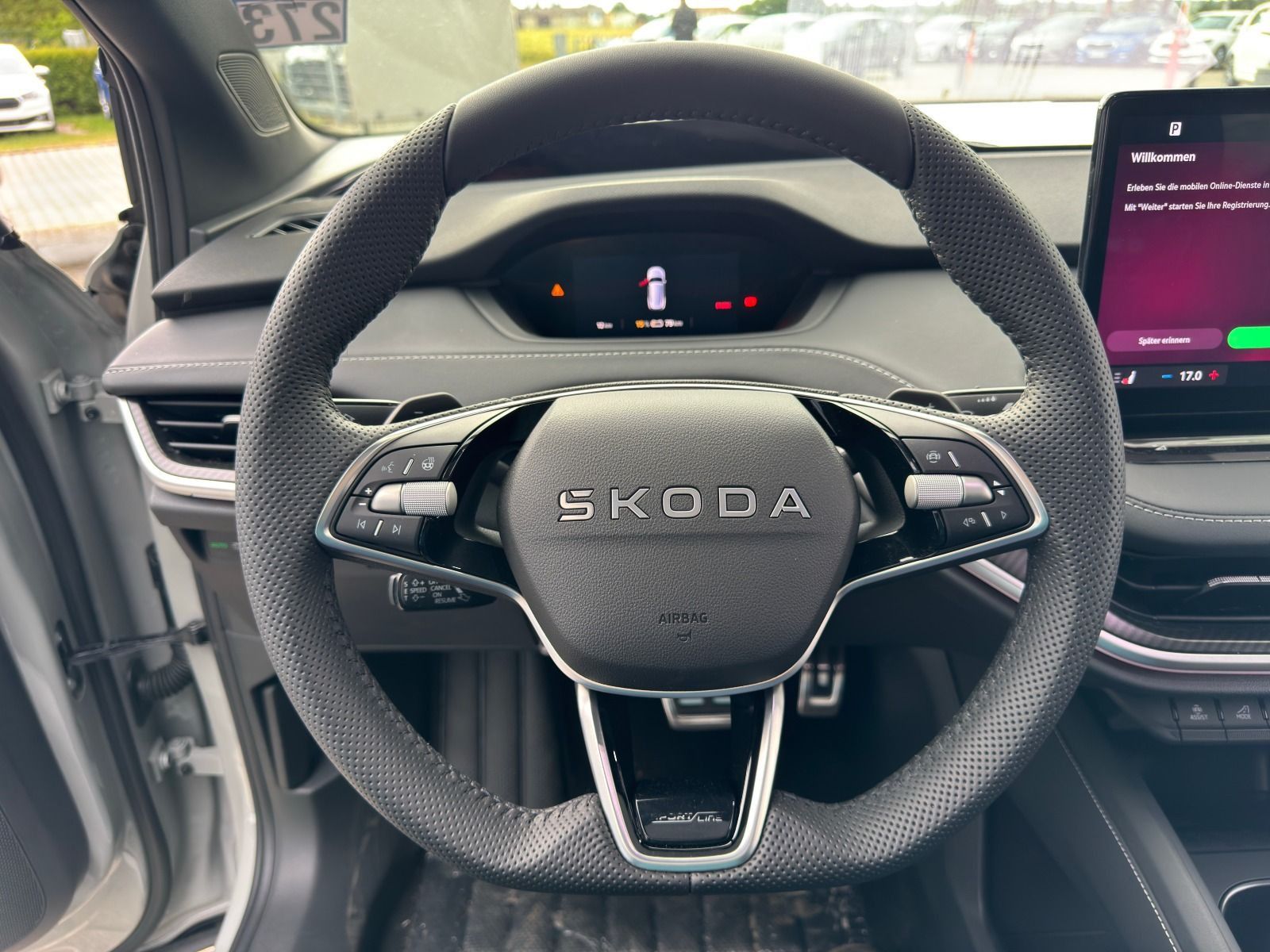 Fahrzeugabbildung SKODA Enyaq Coupé Sportline 85*360°Cam*AHK*Head-Up*21Z