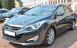 Hyundai i40 cw 1.7 CRDI Automatik Xenon Navi Sitzheizung - Hyundai i40 mit Diesel-Antrieb: Kombi, 1.7