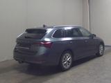 Skoda Octavia Kombi 2.0 TDI Style Navi LED vc HuD AHK - Skoda: Allradantrieb