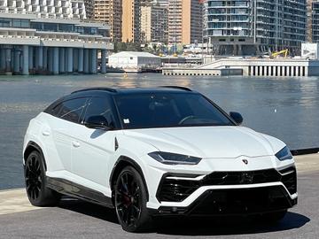 صورة 2 لـ 2018 Lamborghini URUS