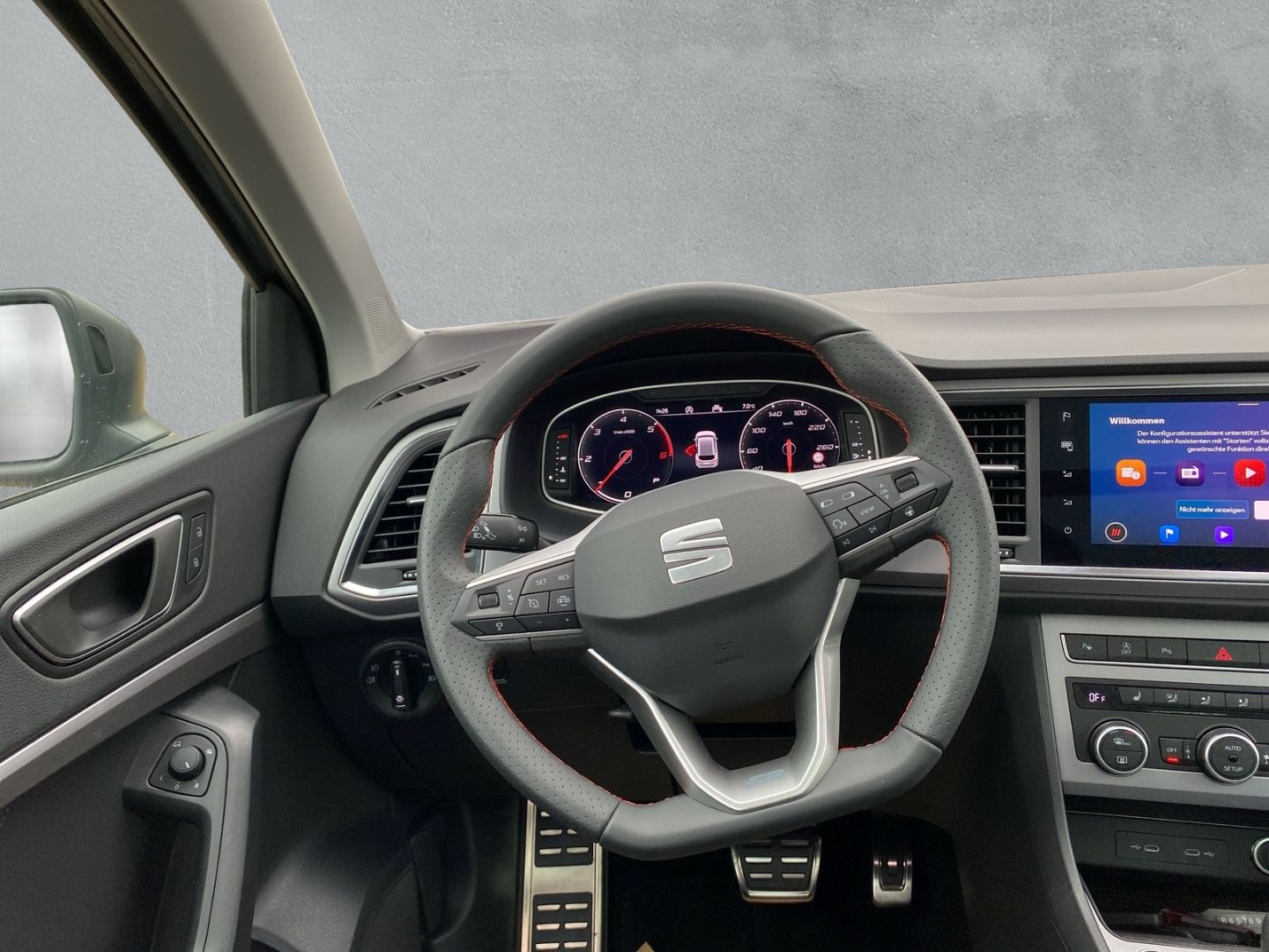 Fahrzeugabbildung SEAT Ateca FR 4Drive 2.0 TDI*NAVI*PANO*AHK*SHZ*DCC*