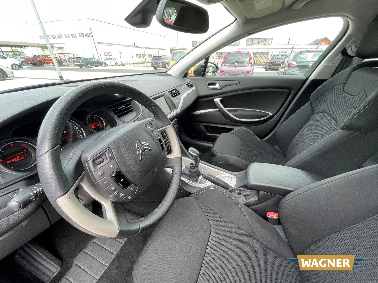 Fahrzeugabbildung Citroën C5 Tourer 1.6 HDi 115 FAP Automatik Navi