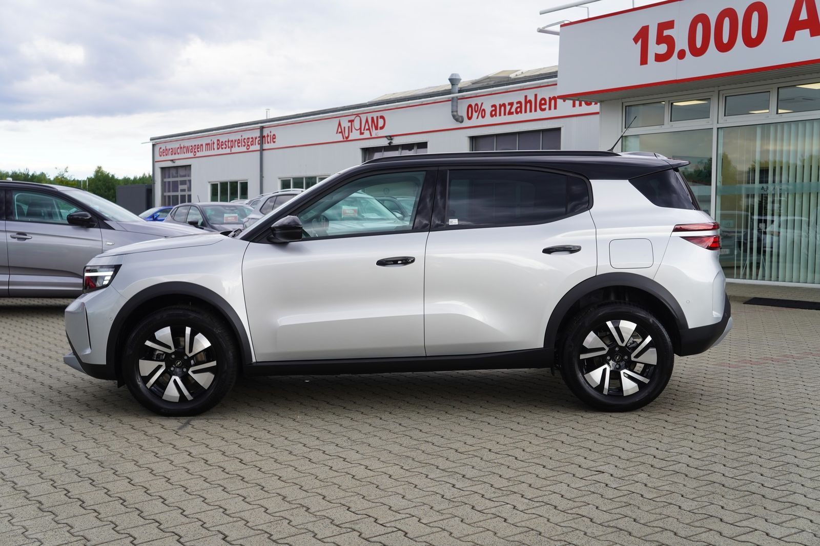 Opel Frontera 1.2 DI Turbo Ultimate Hybrid Aut. LED N imagem 3