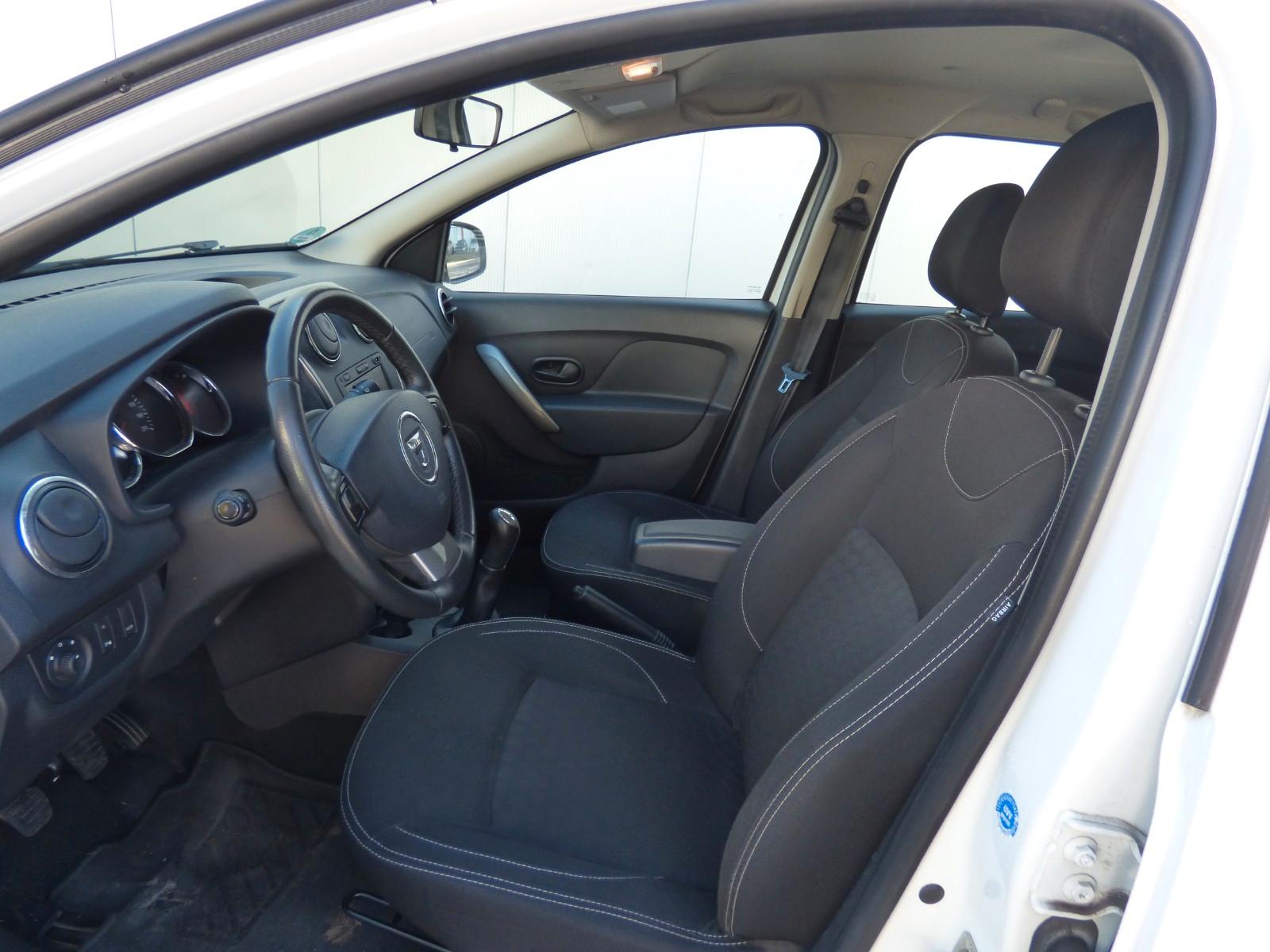 Dacia Logan 2015 — photo 10