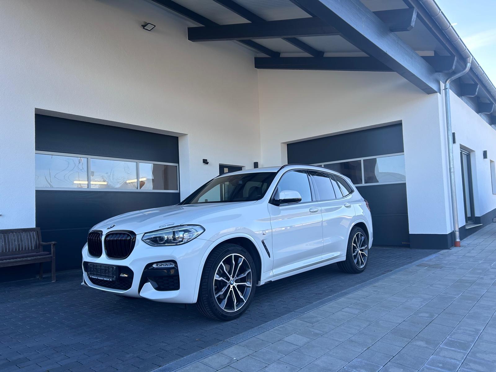 BMW X3 xDrive 20 d M Sport AHK Pano HUD