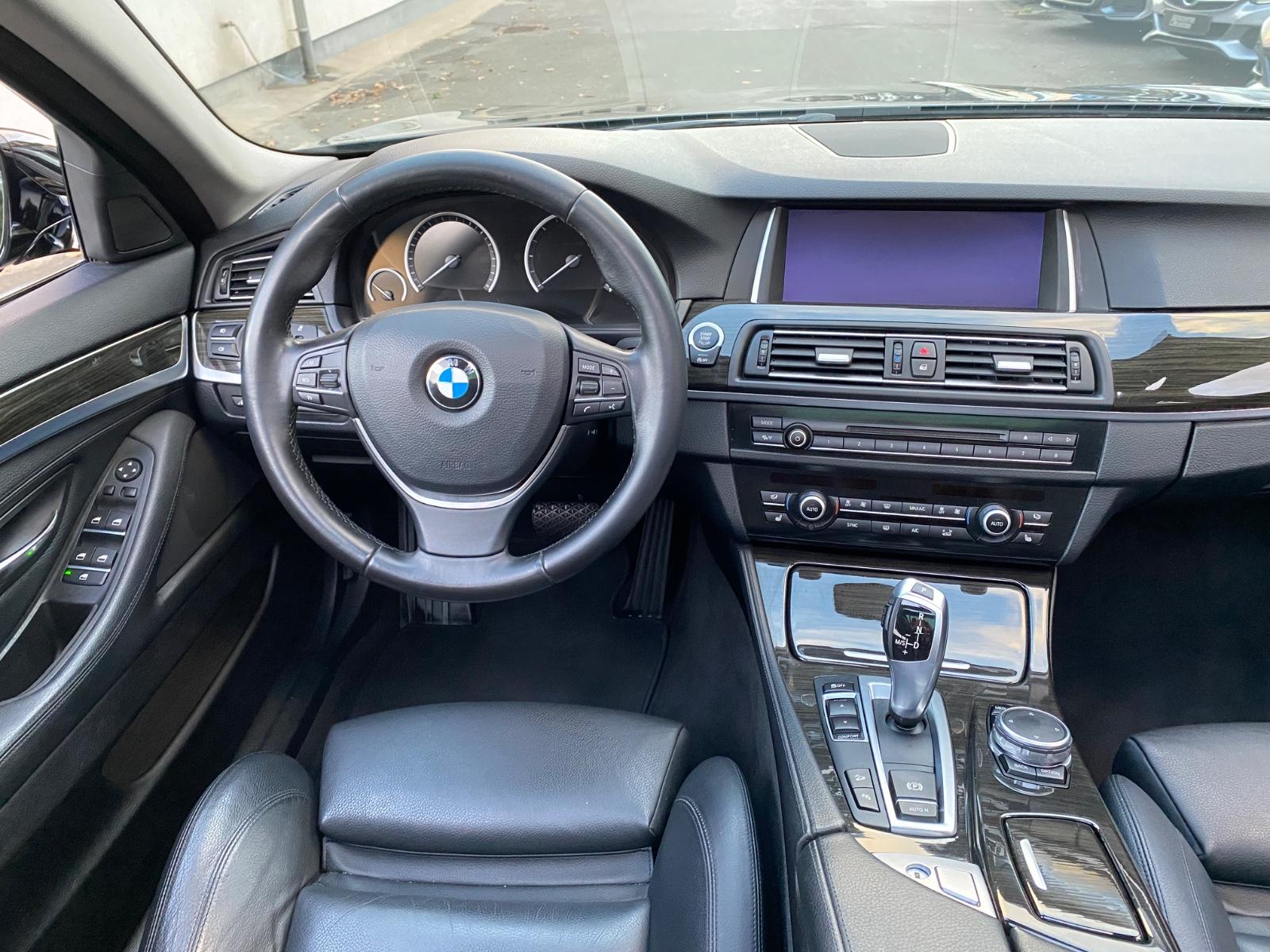 BMW 520d Automatik xDrive Touring  AHK KAMERA PANO