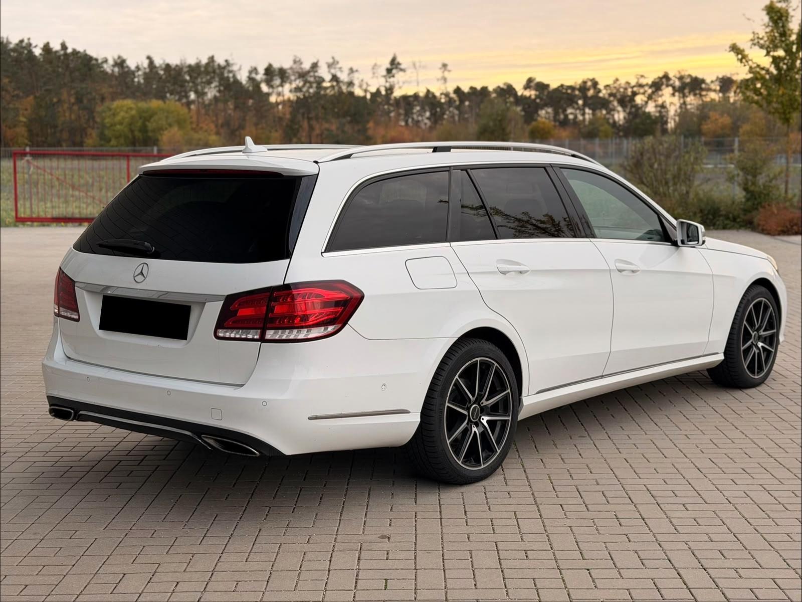 Mercedes-Benz E350 2014 — двигун 2.987 cm³, 258 HP (190kW)