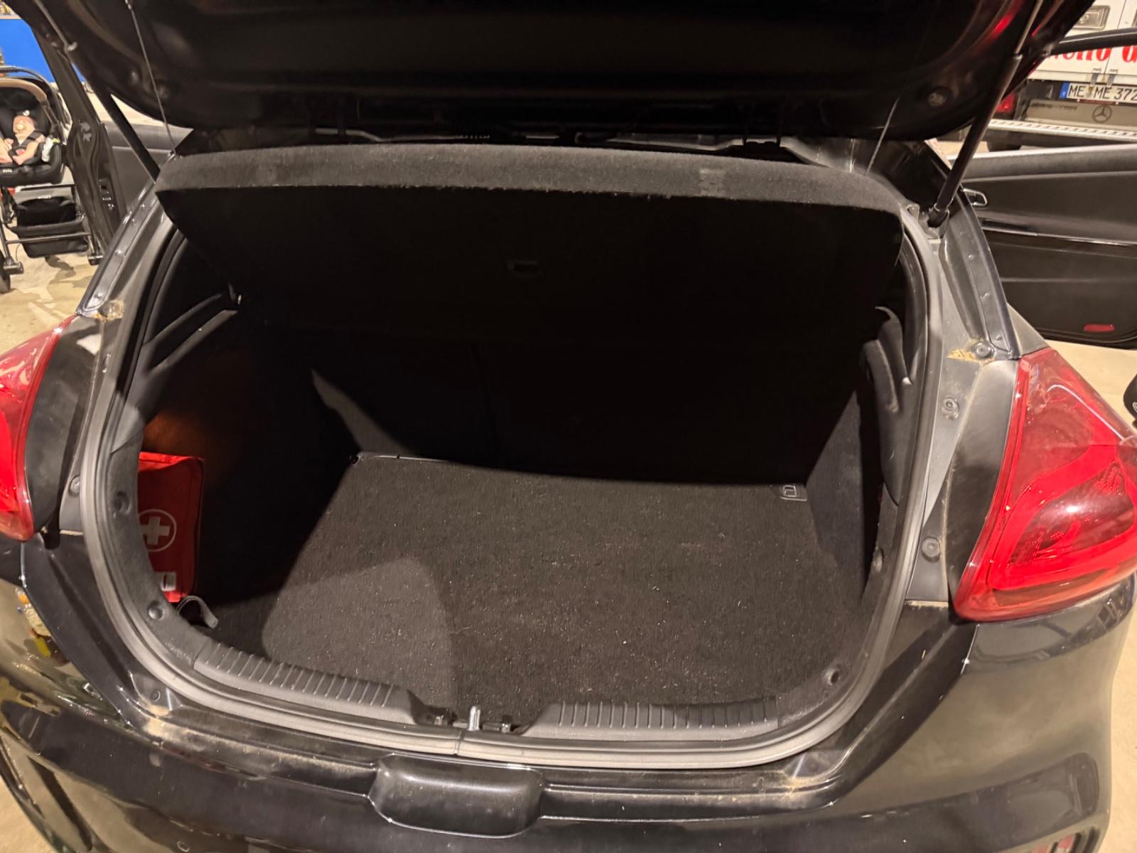 Kia pro_cee'd / ProCeed 1.6 T-GDI GT-Challenge p...