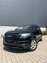 Audi Q7 3.0 TDI quattro, 7-Sitzer, AHK - Audi Q7 aus 2009: 3.0
