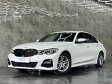 BMW 320 Baureihe 3 Lim. 320 i M Sport - BMW 320: M Sport 320i