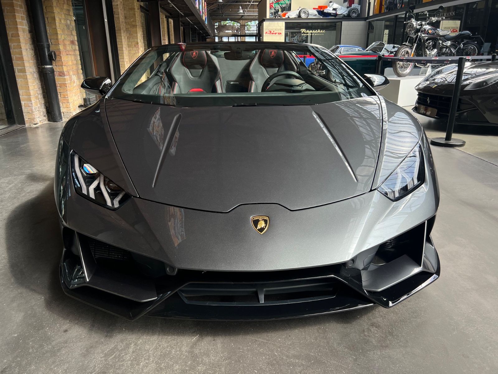 Lamborghini Huracán EVO Spyder foto 4