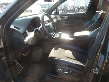 Audi Q7 - 5