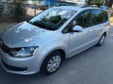 Volkswagen Sharan 1.4 TSI Navi SH 07/2028 - gebrauchte VW Sharan aus dem Jahr 2010