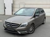 Mercedes-Benz B 220 CDI *Automatik*Panorama*Navi*Kamera*Xenon* - gebrauchte Mercedes-Benz B 220 aus dem Jahr 2013