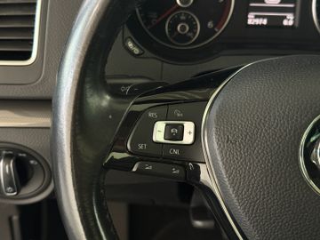 Volkswagen Sharan 2.0TDI XENON PANORAMA ACC DCC 7 SITZ AHK