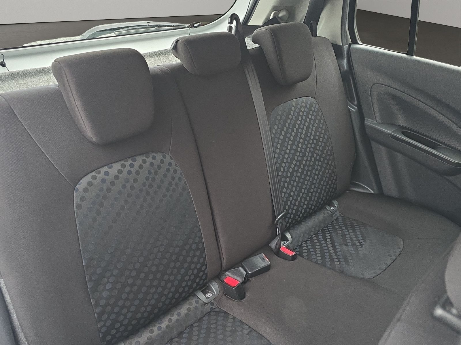 Fahrzeugabbildung Suzuki Celerio Club AUS 1.HAND+WENIG KM+TÜV SERVICE NEU