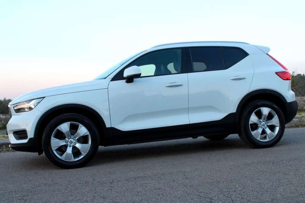 Volvo VOLVO XC40 D3 Geartronic 150 CV *FULL LED imagem 2
